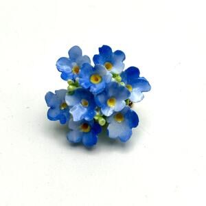 Denton Bone China Flower Brooch Made in England Forget Me Not Blue Original Box